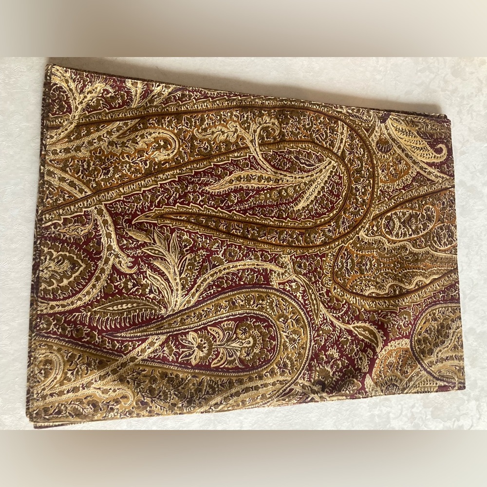 4 EC paisley cotton placemats 14.5x20.5.